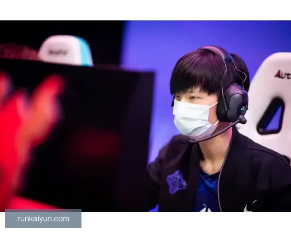 英超奥马尔·哈钦森状态回暖，近期表现引人注目